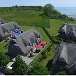 Strandhaus Buskam Im Moenchgut Auf Ruegen Lobbe