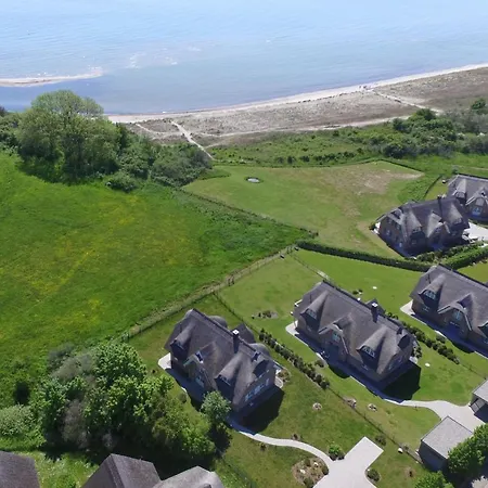 Strandhaus Buskam Im Moenchgut Auf Ruegen Dom wakacyjny *