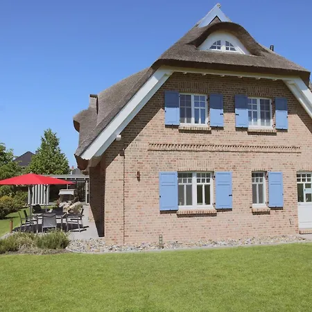 Strandhaus Buskam Im Moenchgut Auf Ruegen Dom wakacyjny