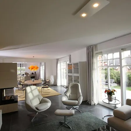 Strandhaus Buskam Im Moenchgut Auf Ruegen Dom wakacyjny