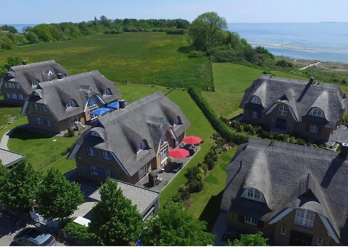 Strandhaus Buskam Im Mönchgut Auf Rügen Lobbe